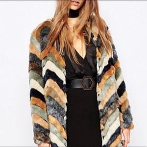 Chevron Faux Fur Jacket Coat Forever 21 Sz S NWT